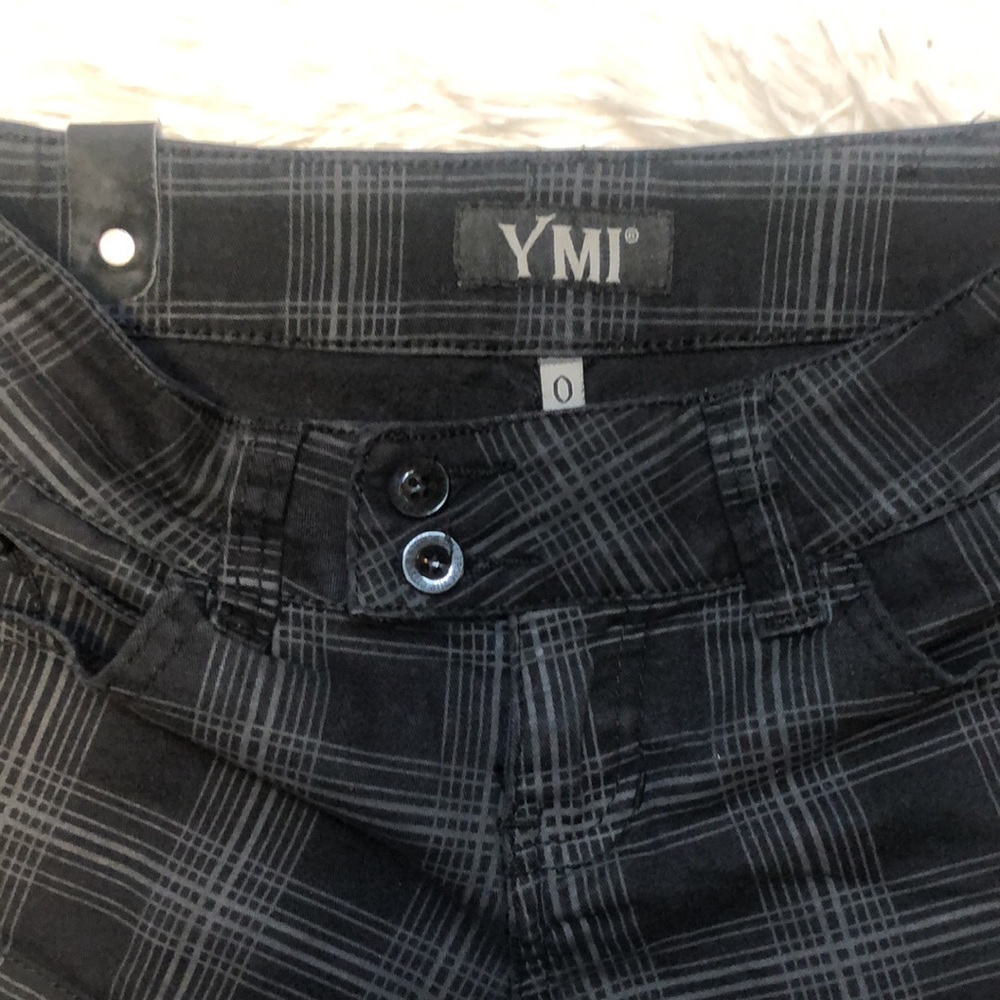 YMI shorts - Picture 5 of 9